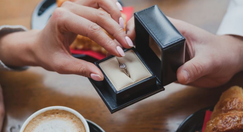 Best Places to Buy Engagement Rings