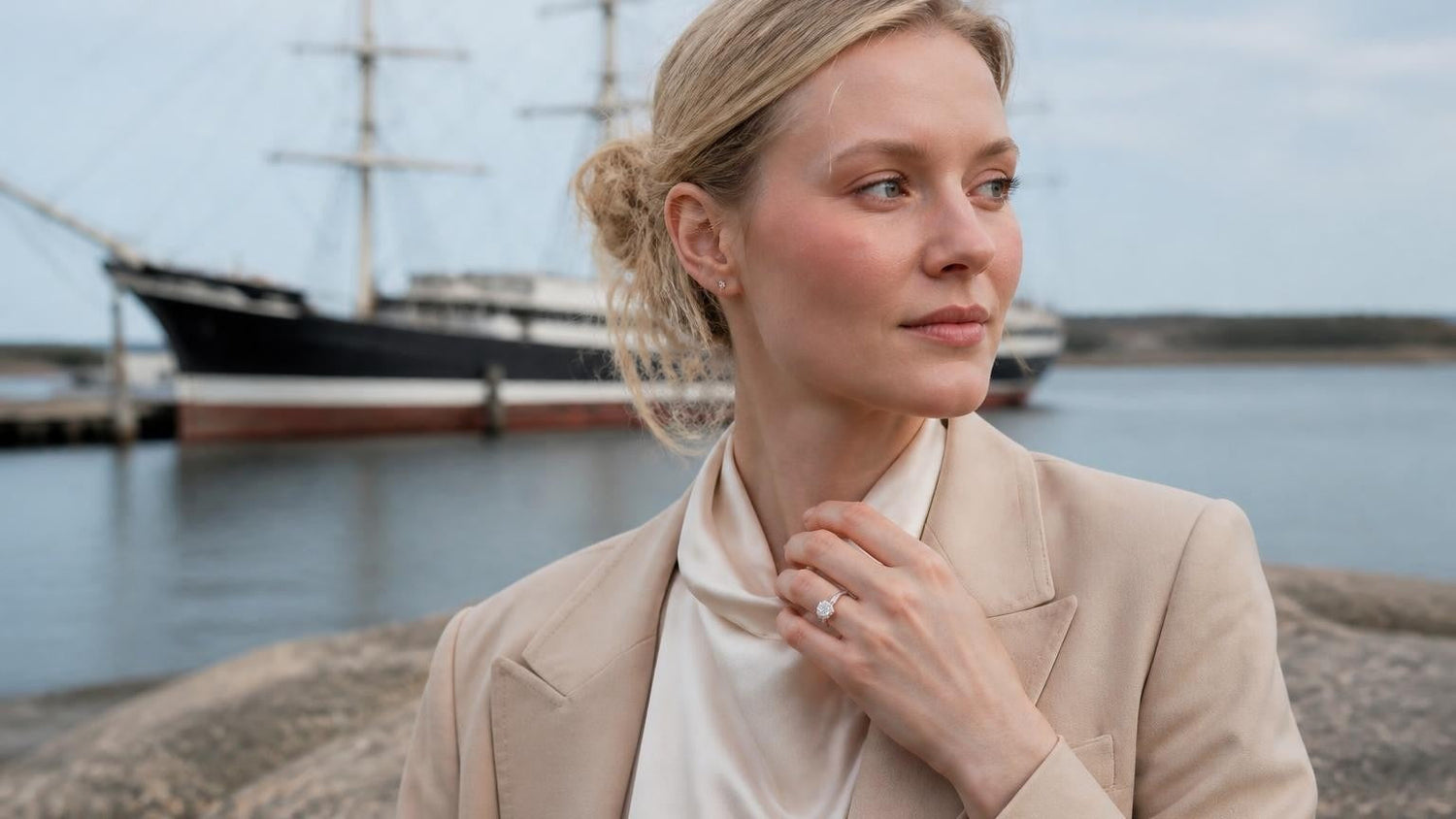 Best engagement rings in Åland Islands — Satéur Destinée Ring with Pommern sailing ship, Mariehamn harbour
