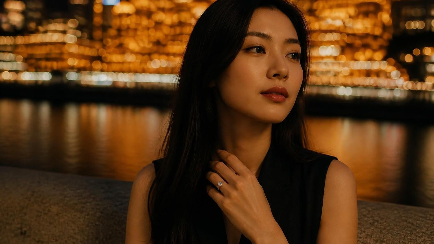 Best engagement rings in Chongqing — Satéur Destinée Ring with Hongya Cave illuminated night scene
