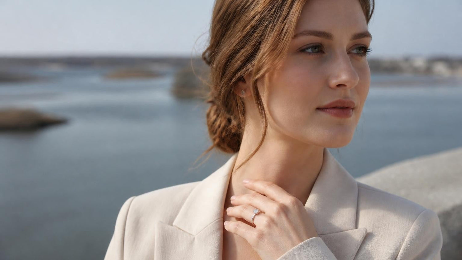 Best engagement rings in Fort Wayne — Satéur Destinée Ring™ with Three Rivers confluence backdrop