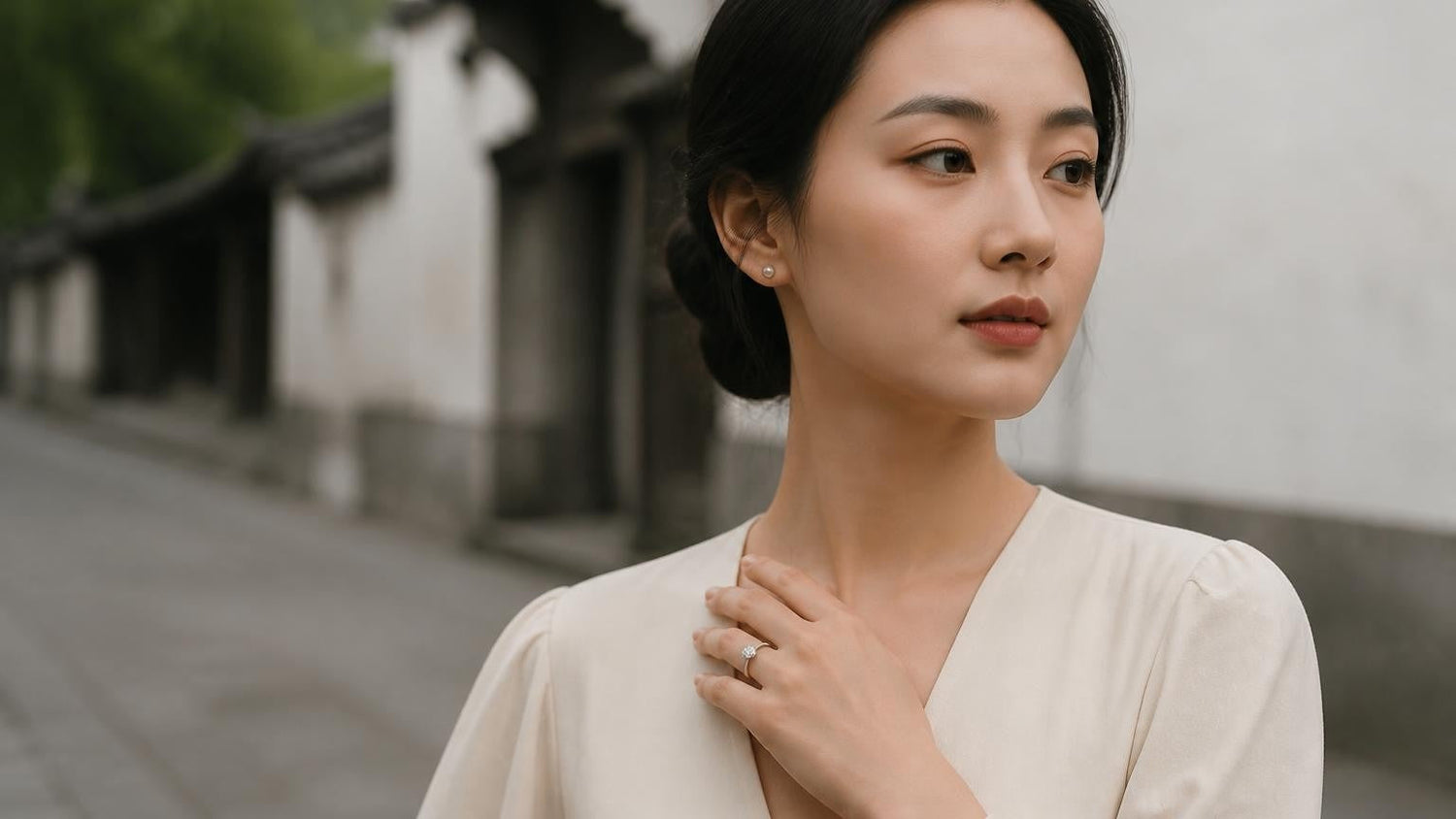 Best engagement rings in Fuzhou — Satéur Destinée Ring at the Three Lanes and Seven Alleys