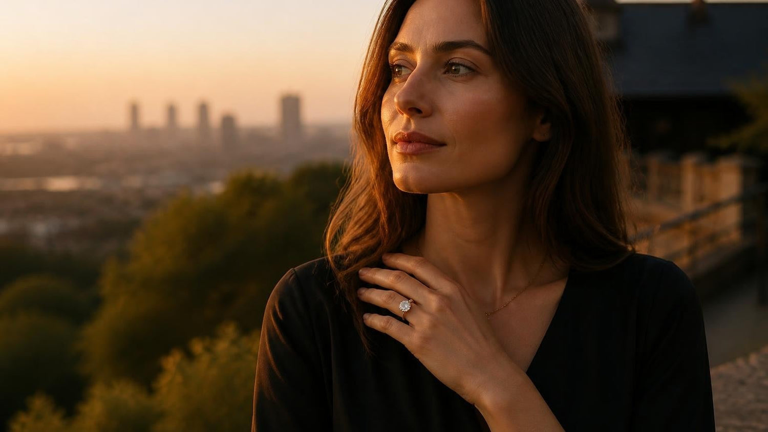 Best engagement rings in Montreal — Satéur Destinée Ring with Mont Royal skyline