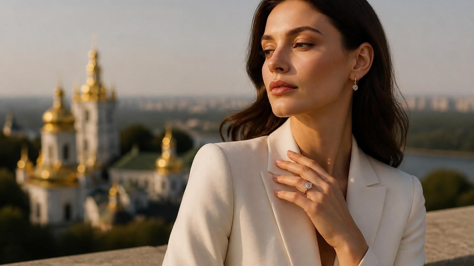 Best engagement rings in Ukraine — Satéur Destinée Ring™ with Kyiv-Pechersk Lavra golden domes