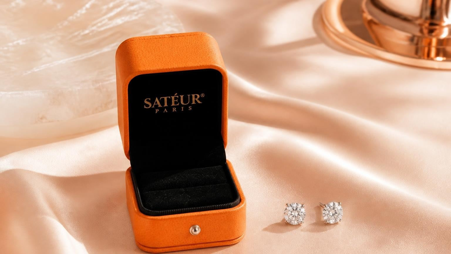 1/2 carat diamond earrings – hero