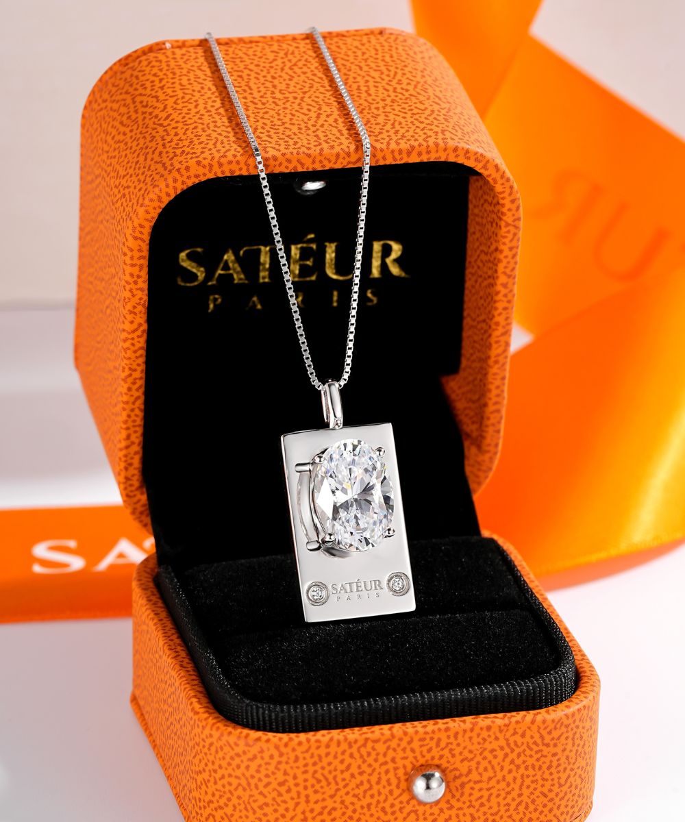 Satéur Parisian Treasure® Ovale Diamond Necklace, 18K White Gold