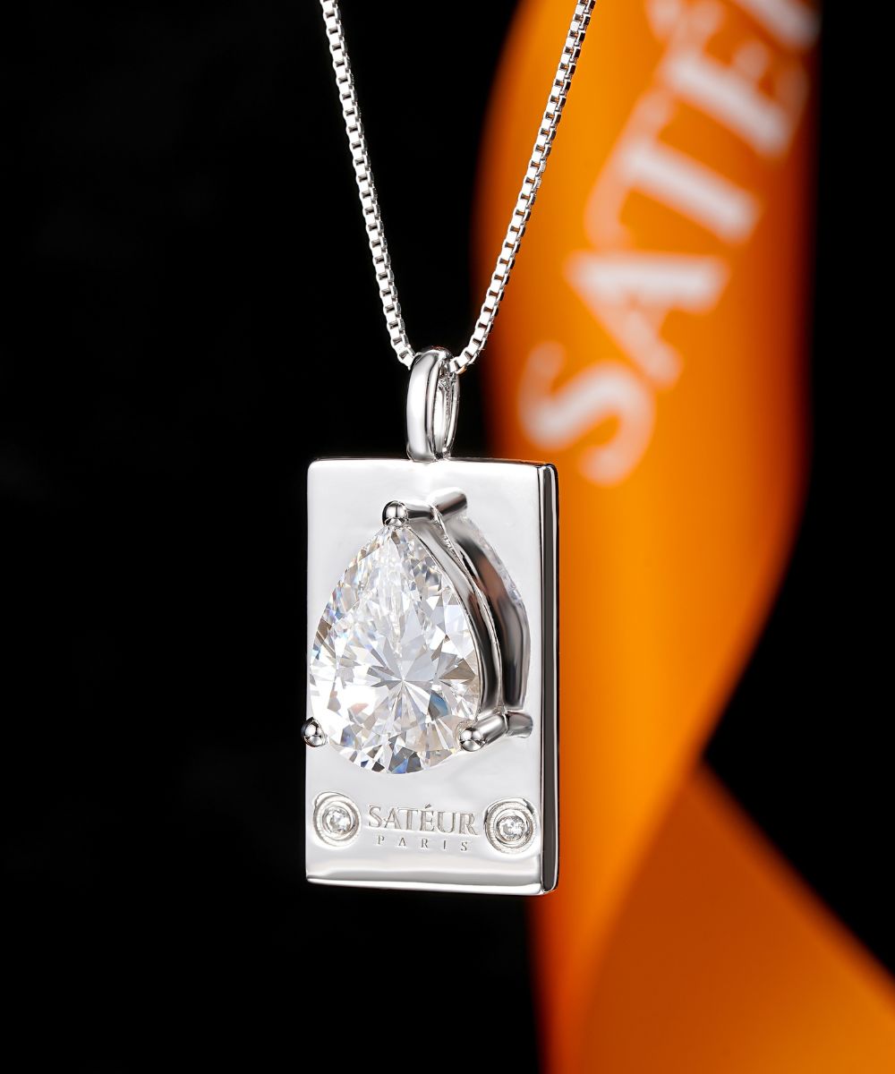 Satéur Parisian Treasure® Poire Diamond Necklace, 18K White Gold