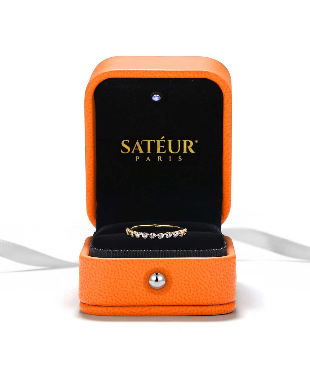 Satéur Aurous Gold Brillantezza 戒指™