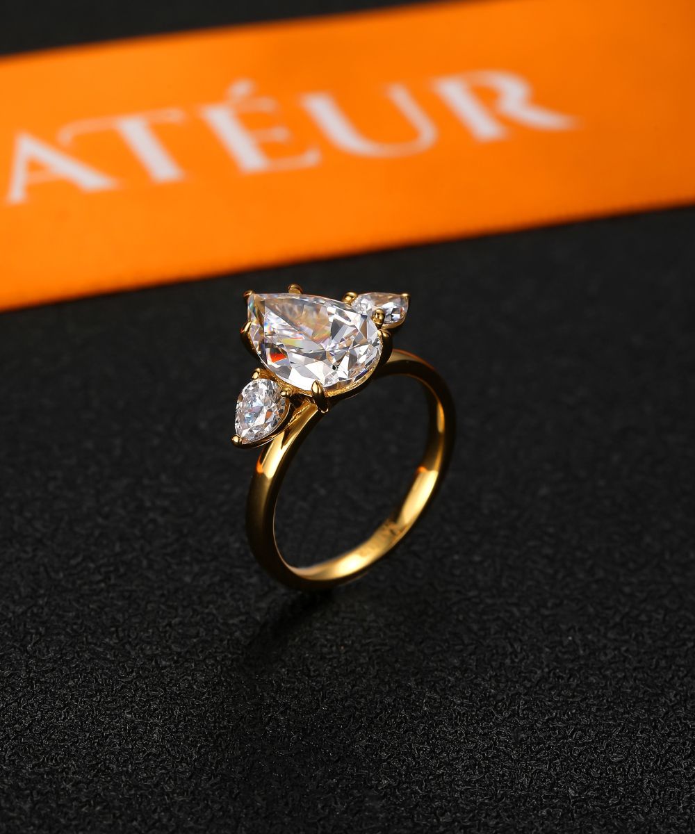 Satéur Renaissance Éclatant Diamond Ring™, 18K White Gold