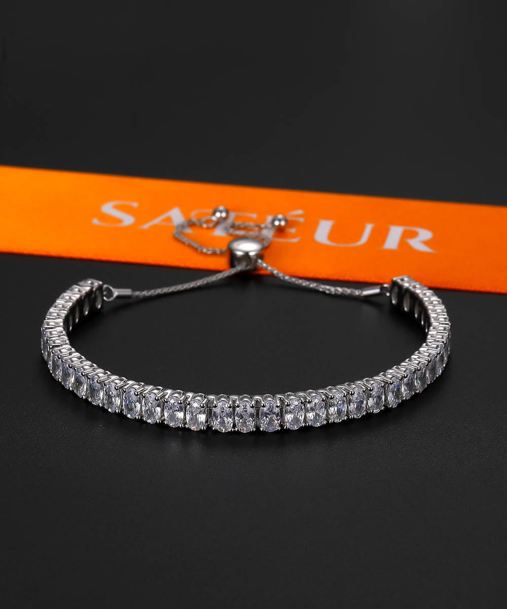 Satéur L'ovale Diamond Bracelet™, 18K White Gold