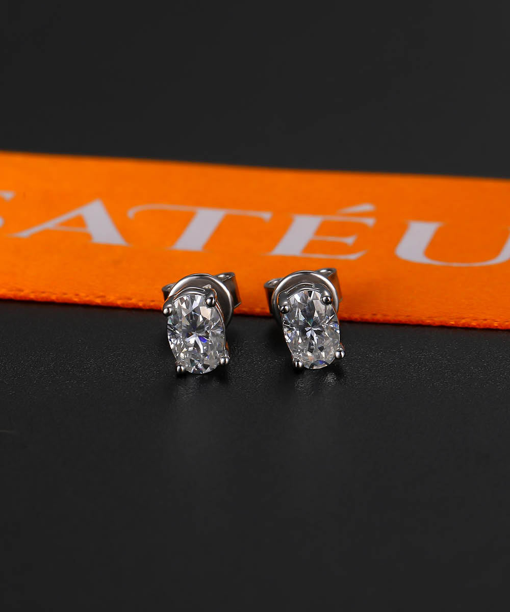Satéur L'ovale Diamond Earrings™, 18K White Gold