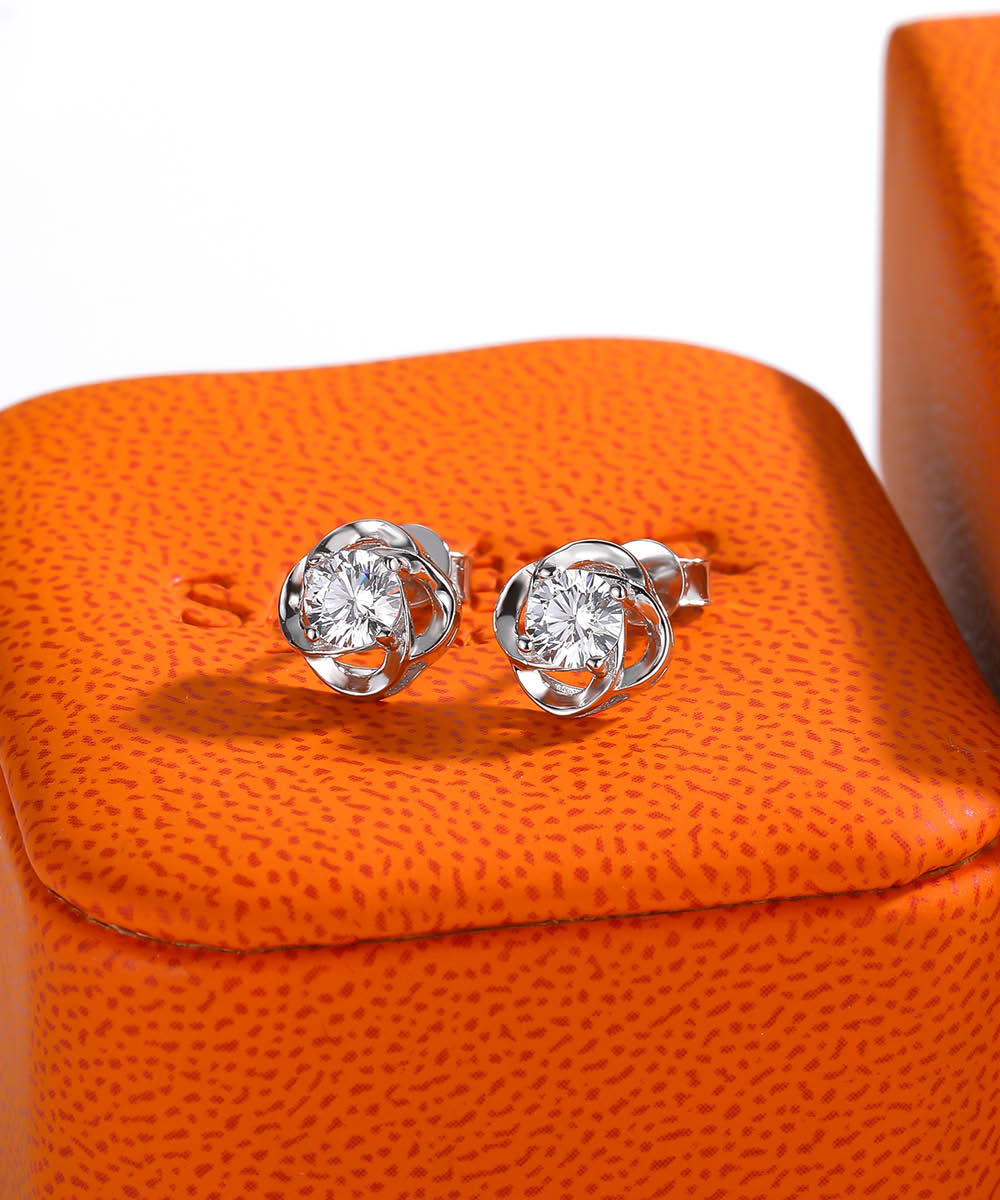 Satéur L'infinité Diamond Earrings™, 18K White Gold