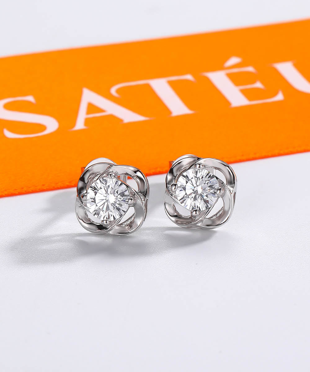 Satéur L'infinité Diamond Earrings™, 18K White Gold