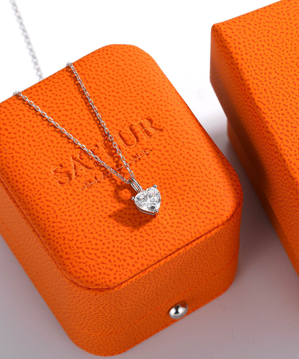 Satéur T'aimer Diamond Necklace™, 18K White Gold