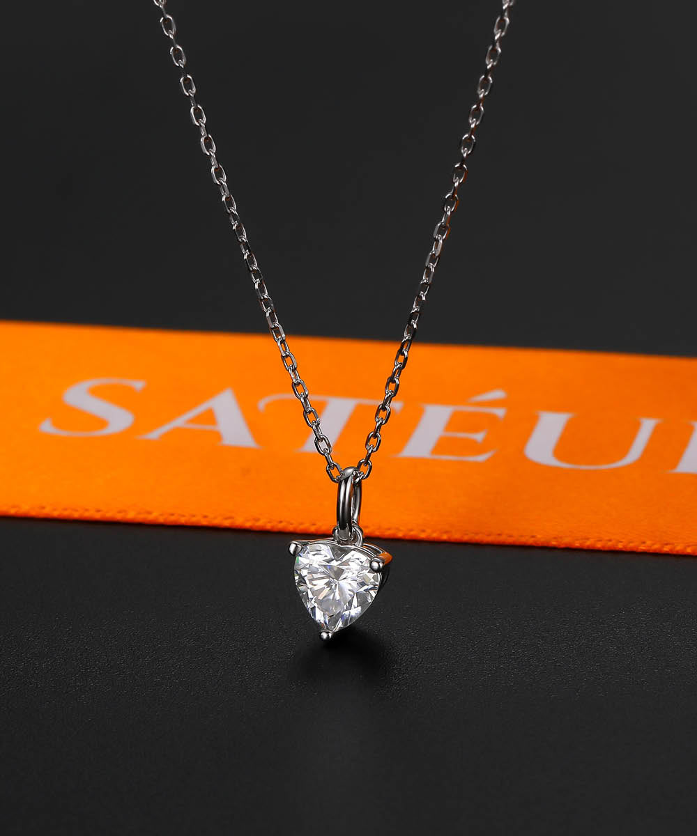 Satéur T'aimer Diamond Necklace™, 18K White Gold