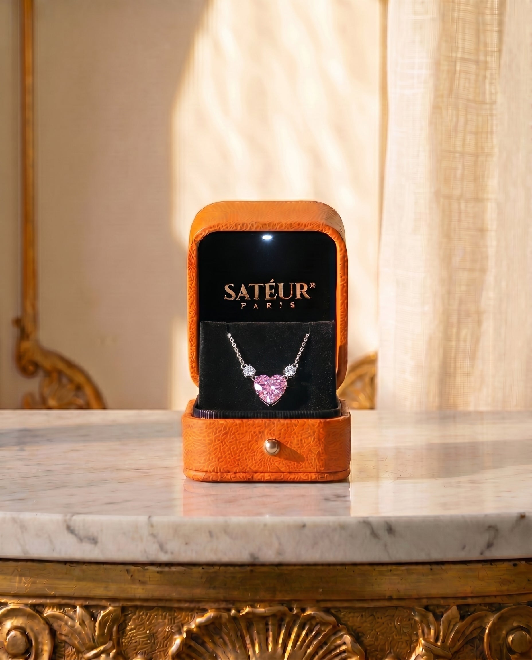 Satéur Rose Cuore necklace — box