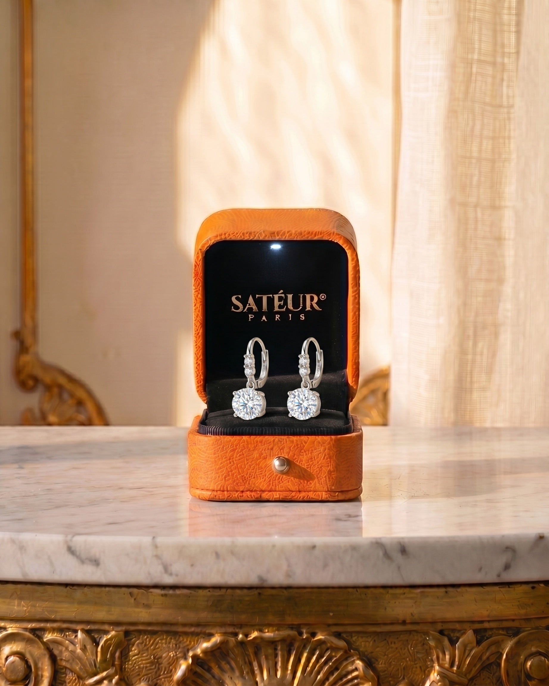 Satéur Il Neige Earrings™