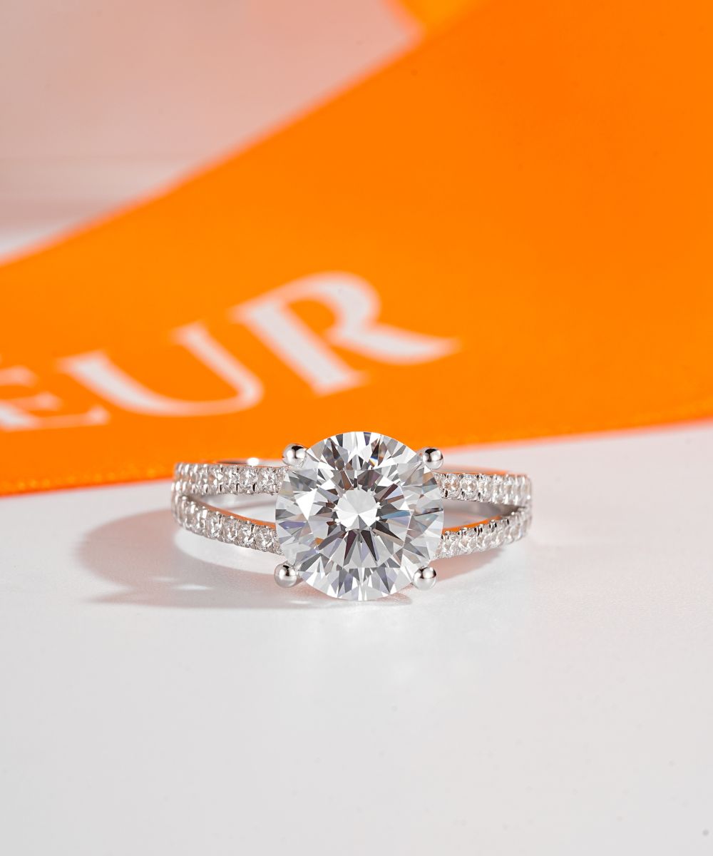 Satéur Lumière Étoile Diamond Ring™, 18K White Gold