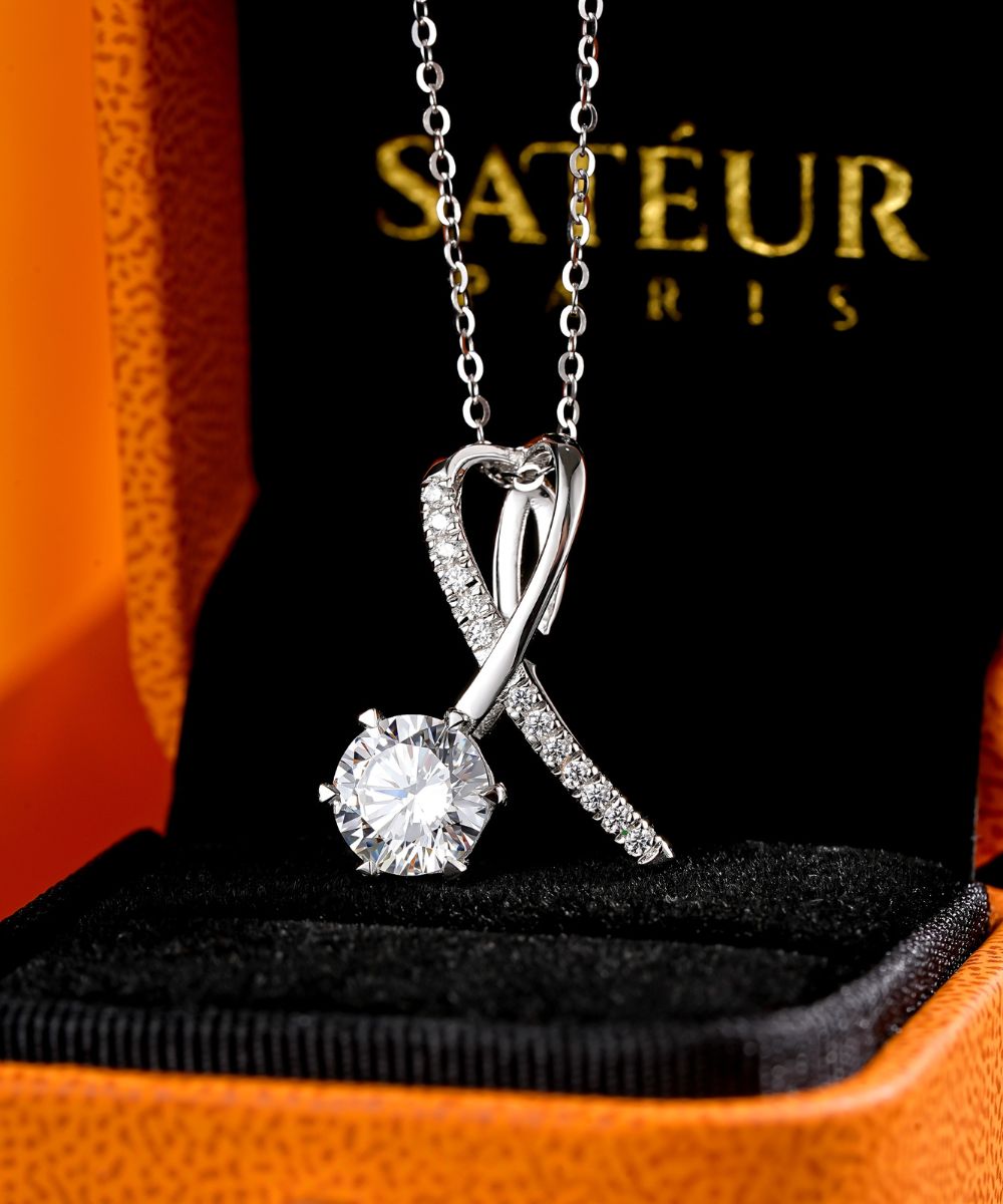 Satéur Coeur Diamond Necklace™, 18K White Gold