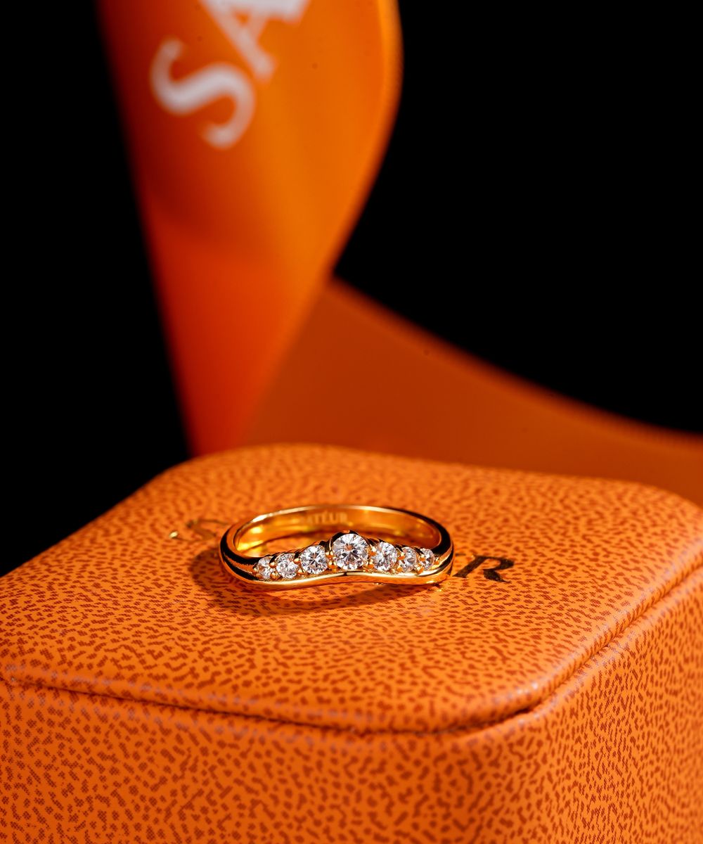 Satéur Couronne d'Or Diamond Ring™, 18K Gold