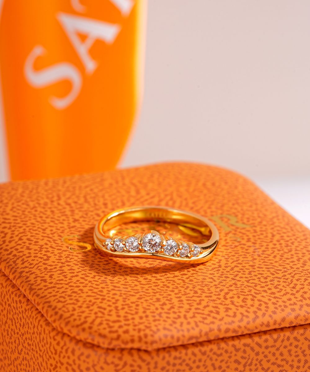 Satéur Couronne d'Or Diamond Ring™, 18K Gold