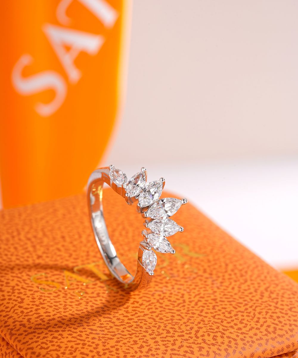 Satéur Diadème Diamond Ring™, 18K White Gold