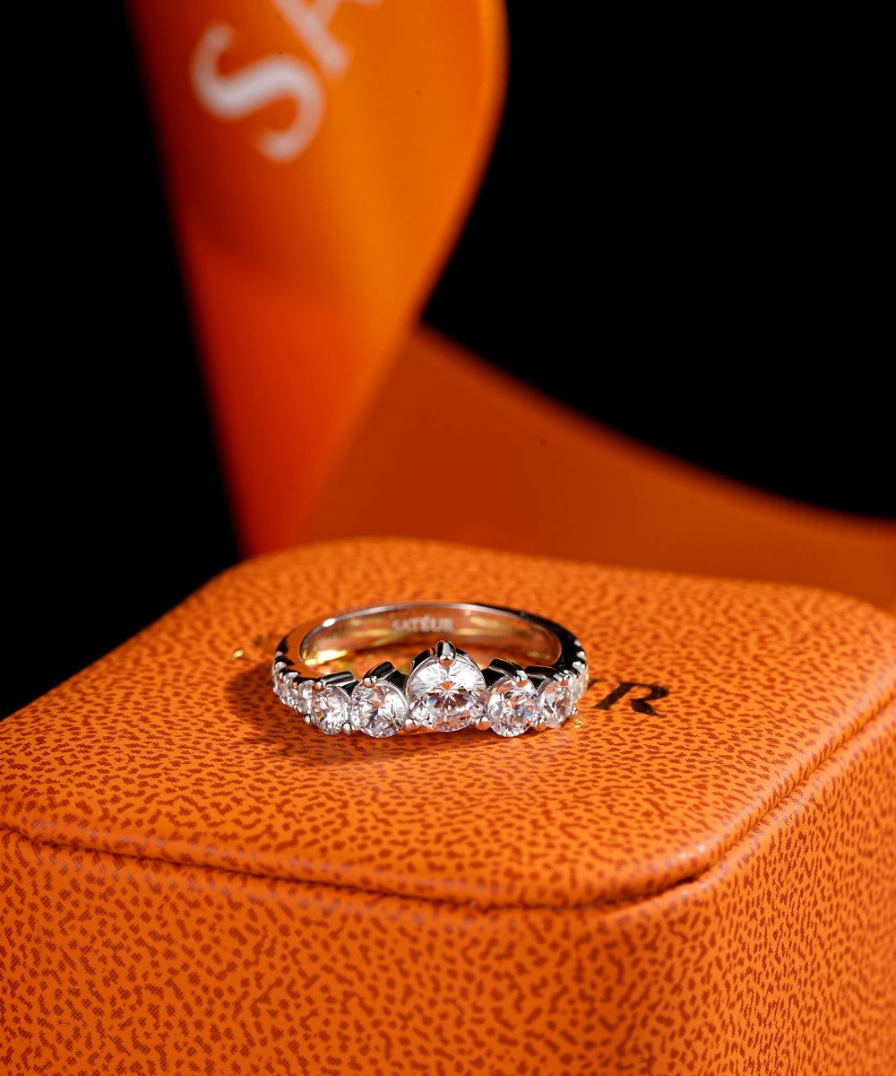 Satéur Astres Diamond Ring™, 18K White Gold