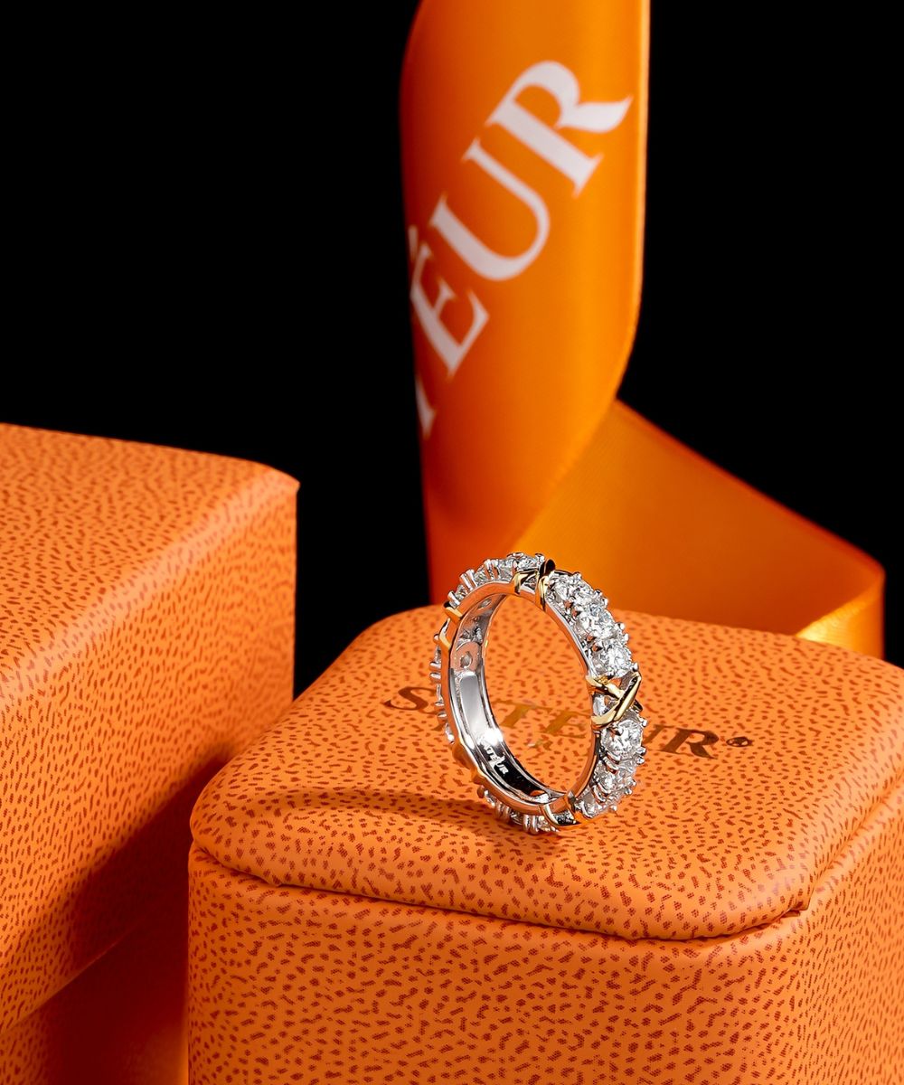 Satéur Triomphe Diamond Ring™, 18K White Gold, Round Cut