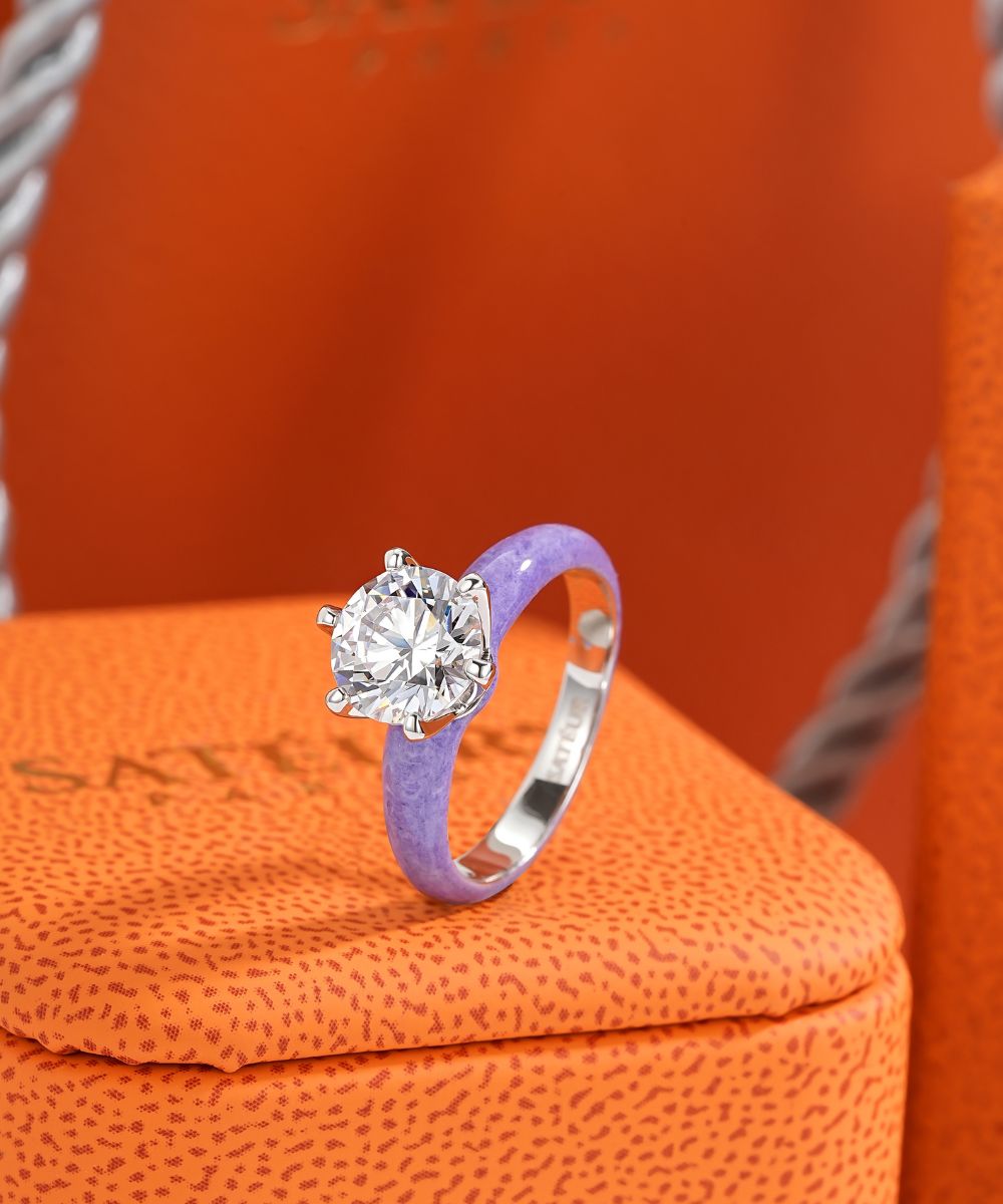 Satéur Colorée Lilac Diamond Ring™, 18K White Gold