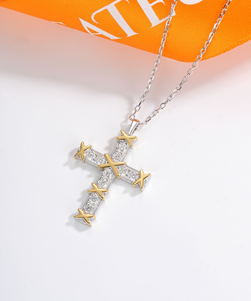 Satéur Triomphe Diamond Necklace™, 18K White Gold