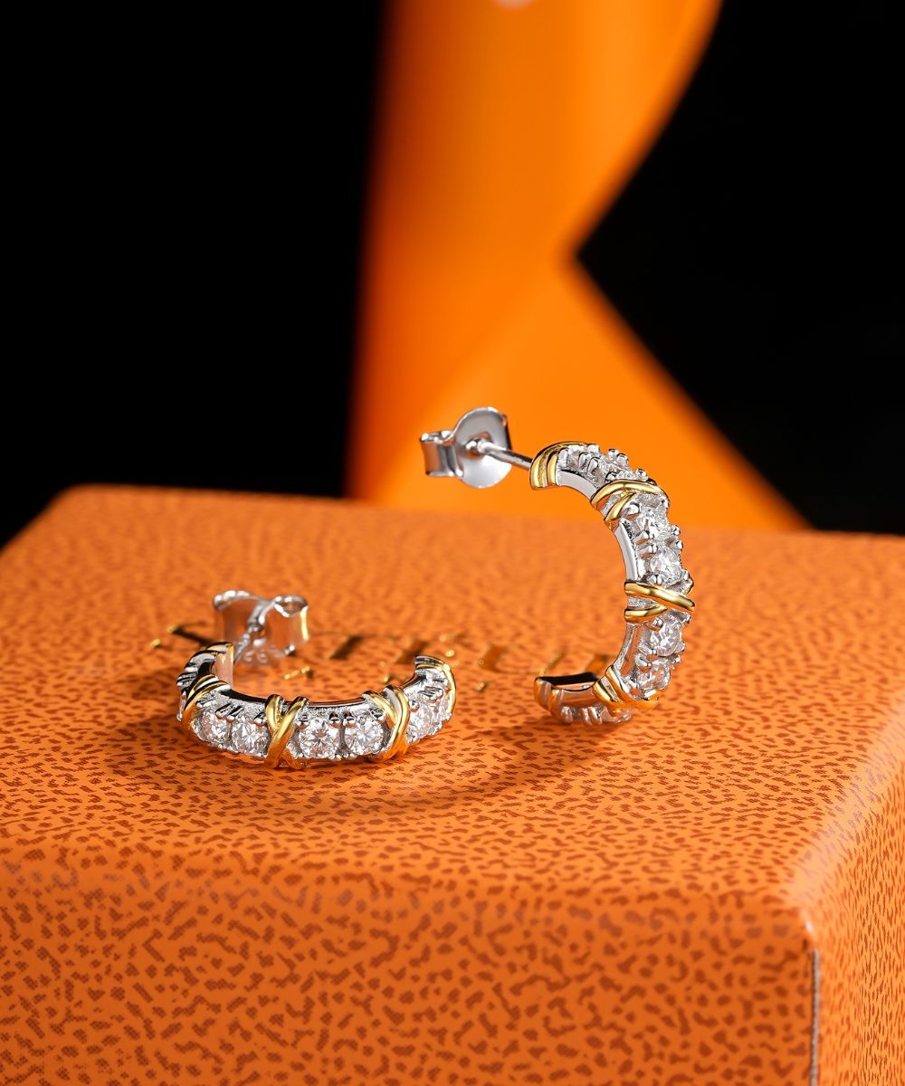 Satéur Triomphe Diamond Earrings™, 18K White Gold