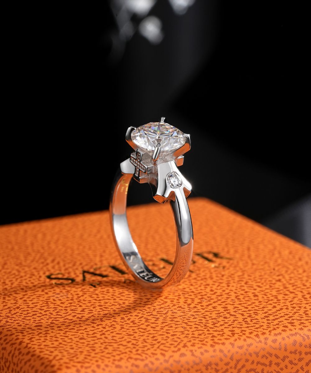 Satéur Last Supper Ring™