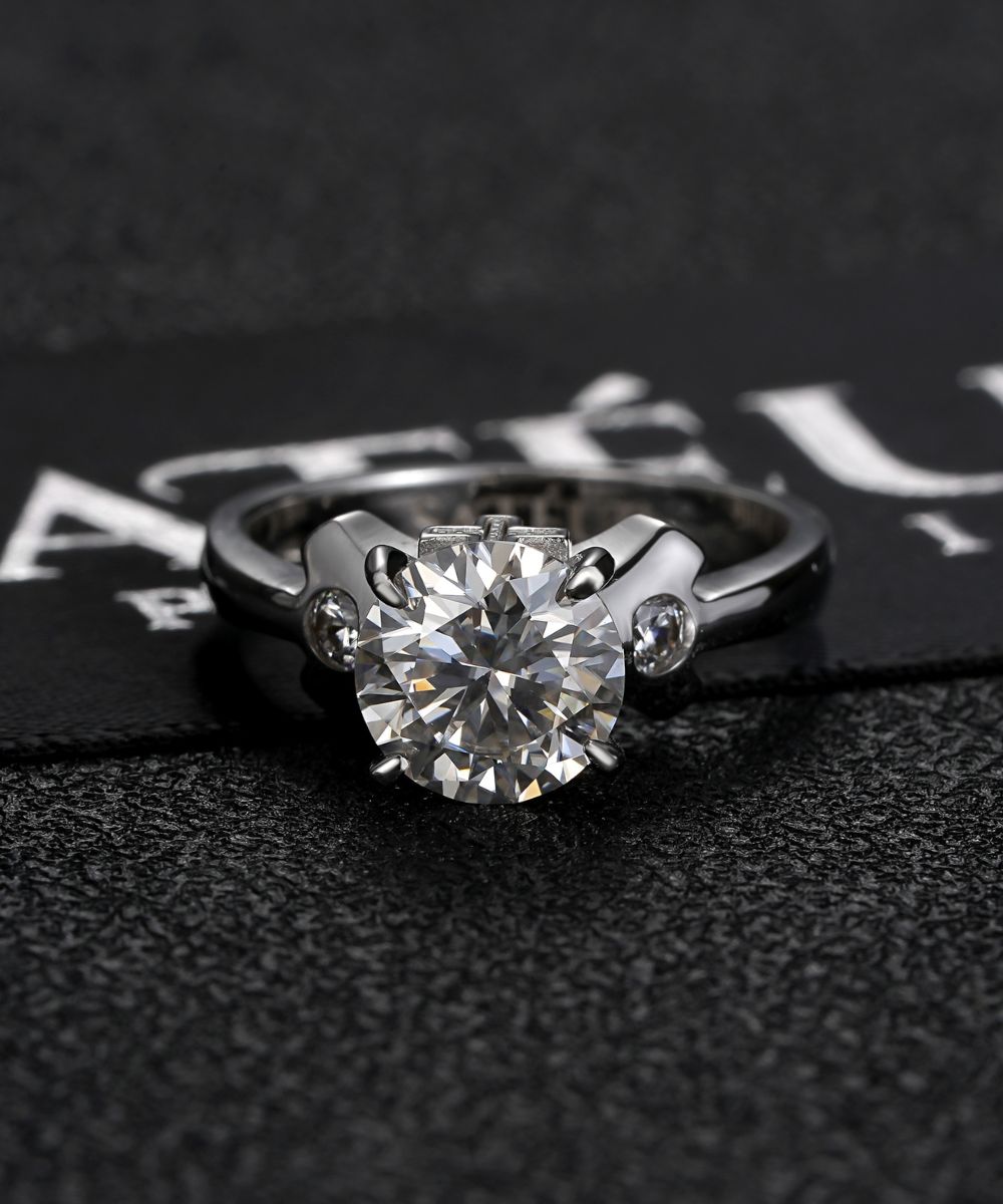 Satéur Last Supper Diamond Ring™, 18K White Gold