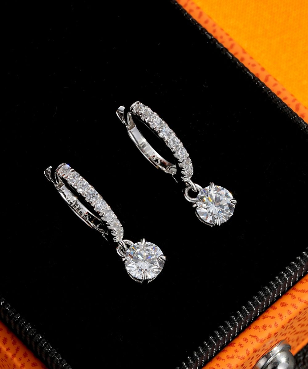 Satéur Jardin 1682 Diamond Earrings™, 18K White Gold