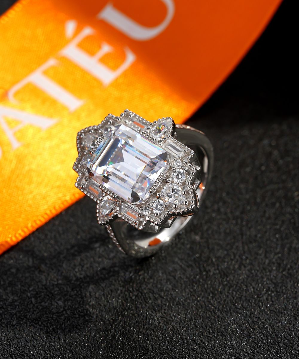 Satéur Héritage 1682 Diamond Ring™, 18K White Gold