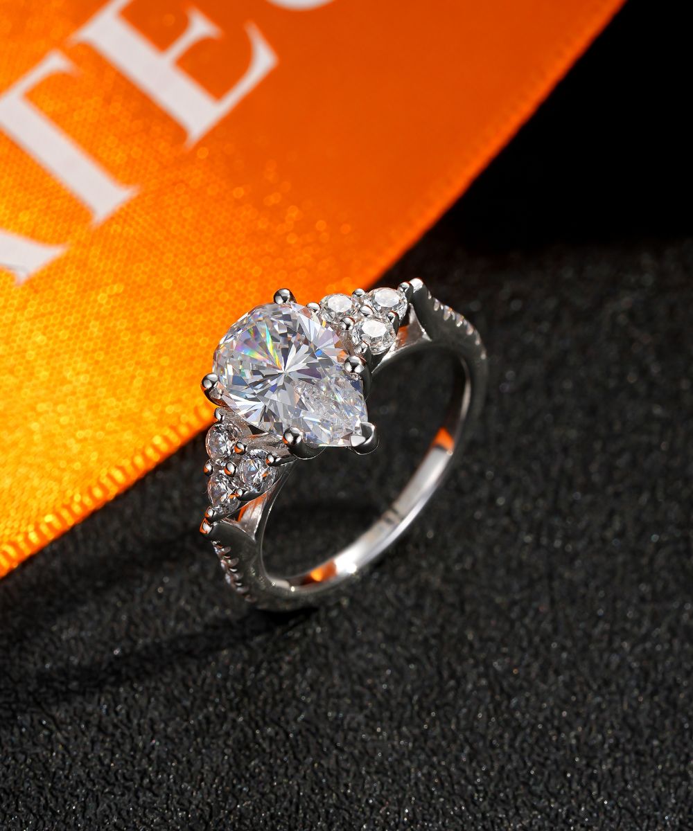 Satéur Palais Perlé Diamond Ring™, 18K White Gold