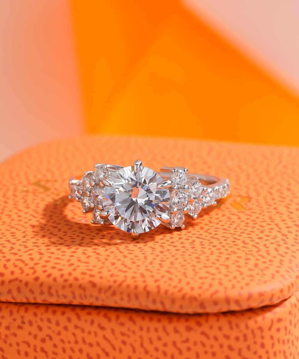 Satéur Éclosion Diamond Ring™, 18K White Gold