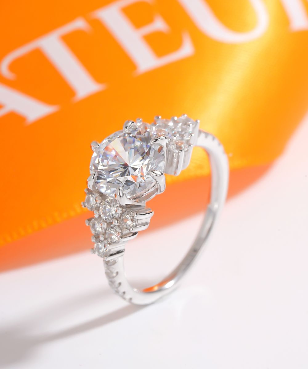 Satéur Éclosion Diamond Ring™, 18K White Gold