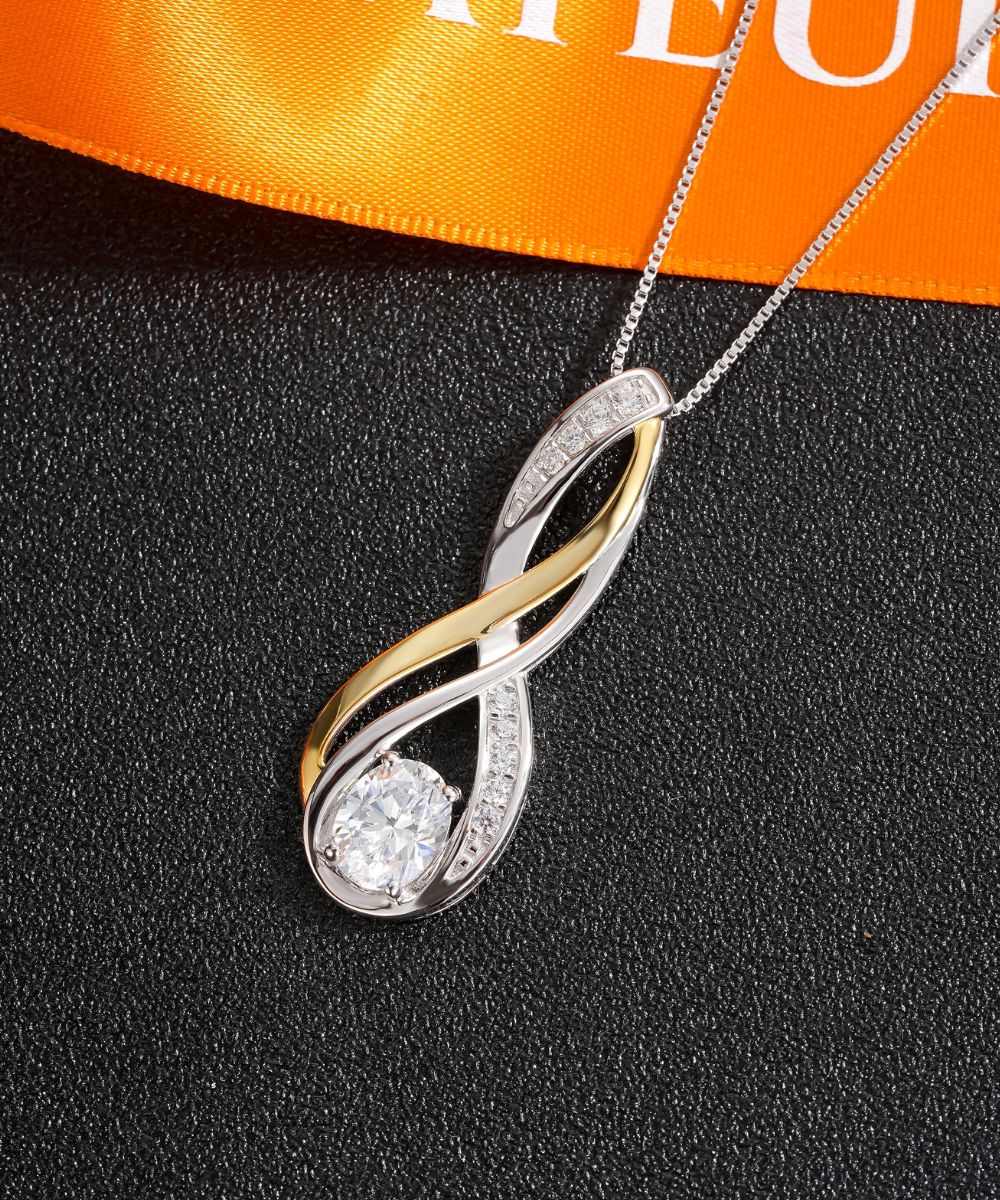 Satéur Trône Royal Diamond Necklace™, 18K White Gold