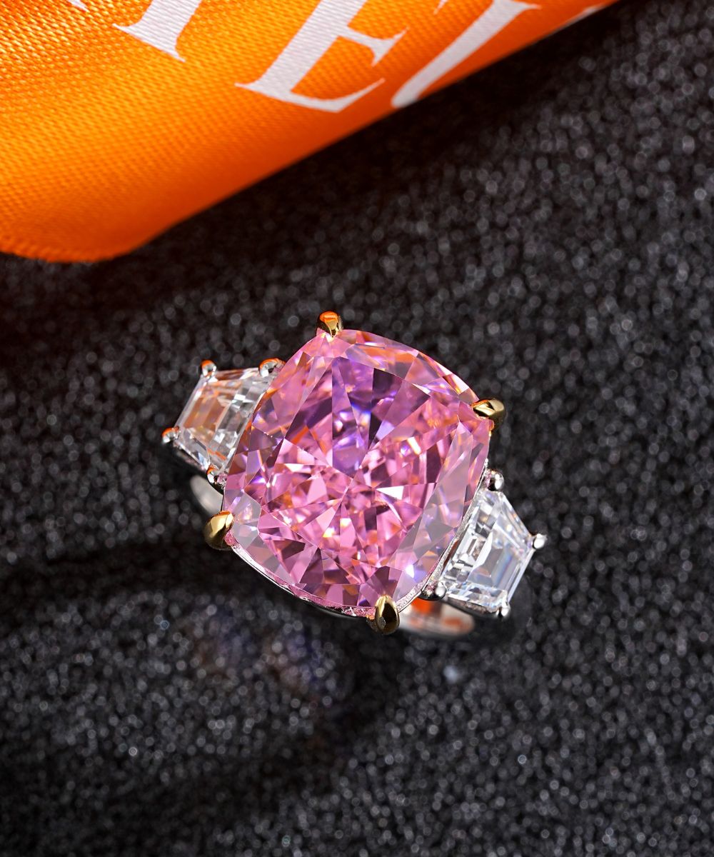 Satéur Rosée Impériale Diamond Ring™, 18K White Gold