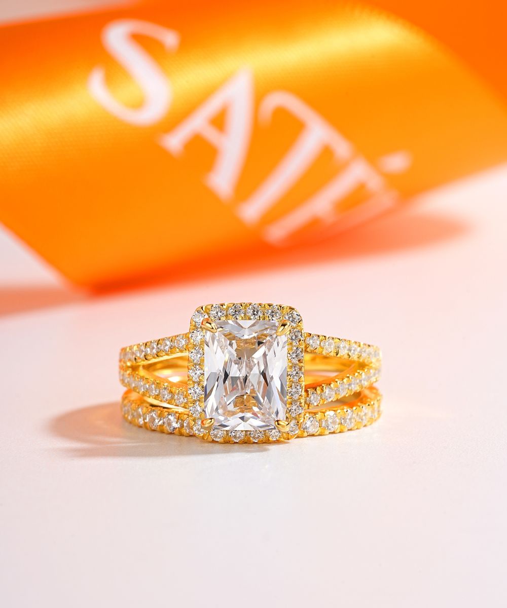 Satéur Aurous Gold Radieux 婚戒 戒指 套裝™