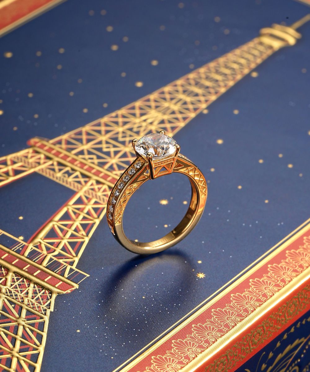 Satéur Eiffel Tower Ring™