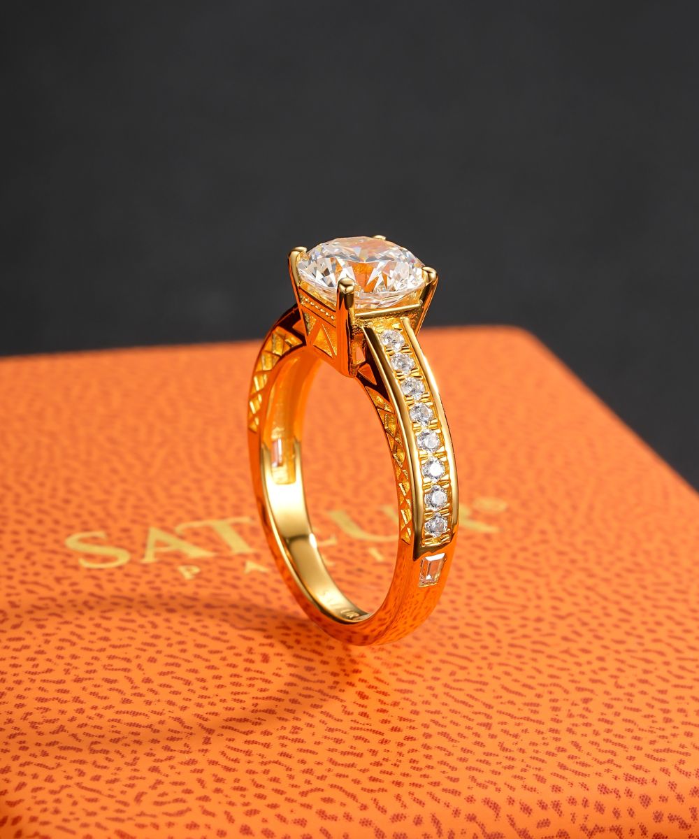 Satéur Eiffel Tower Ring™