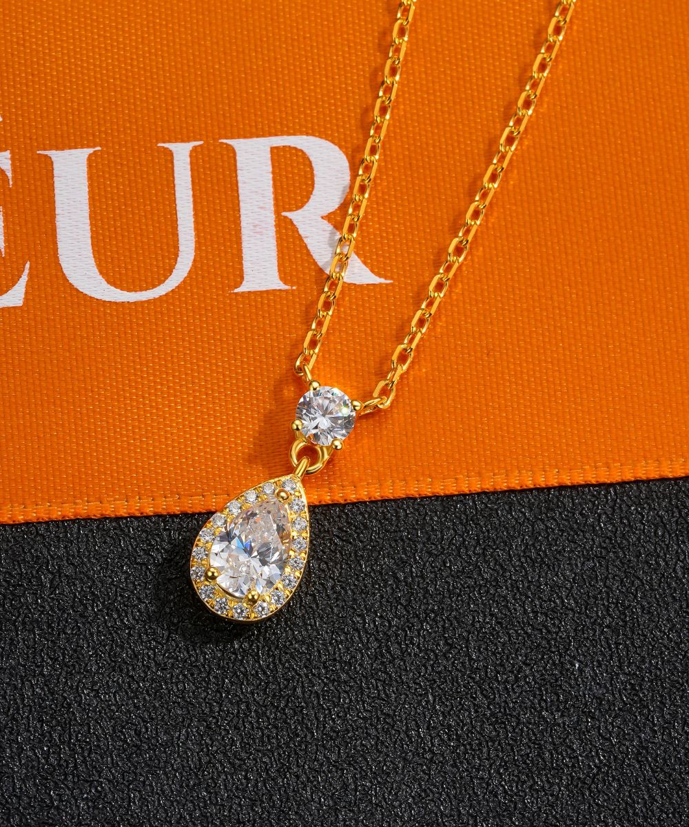 عقد Satéur D'or Jardin 1682™