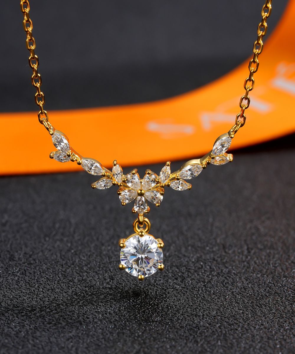 Satéur D'or 凡爾賽花項鍊™