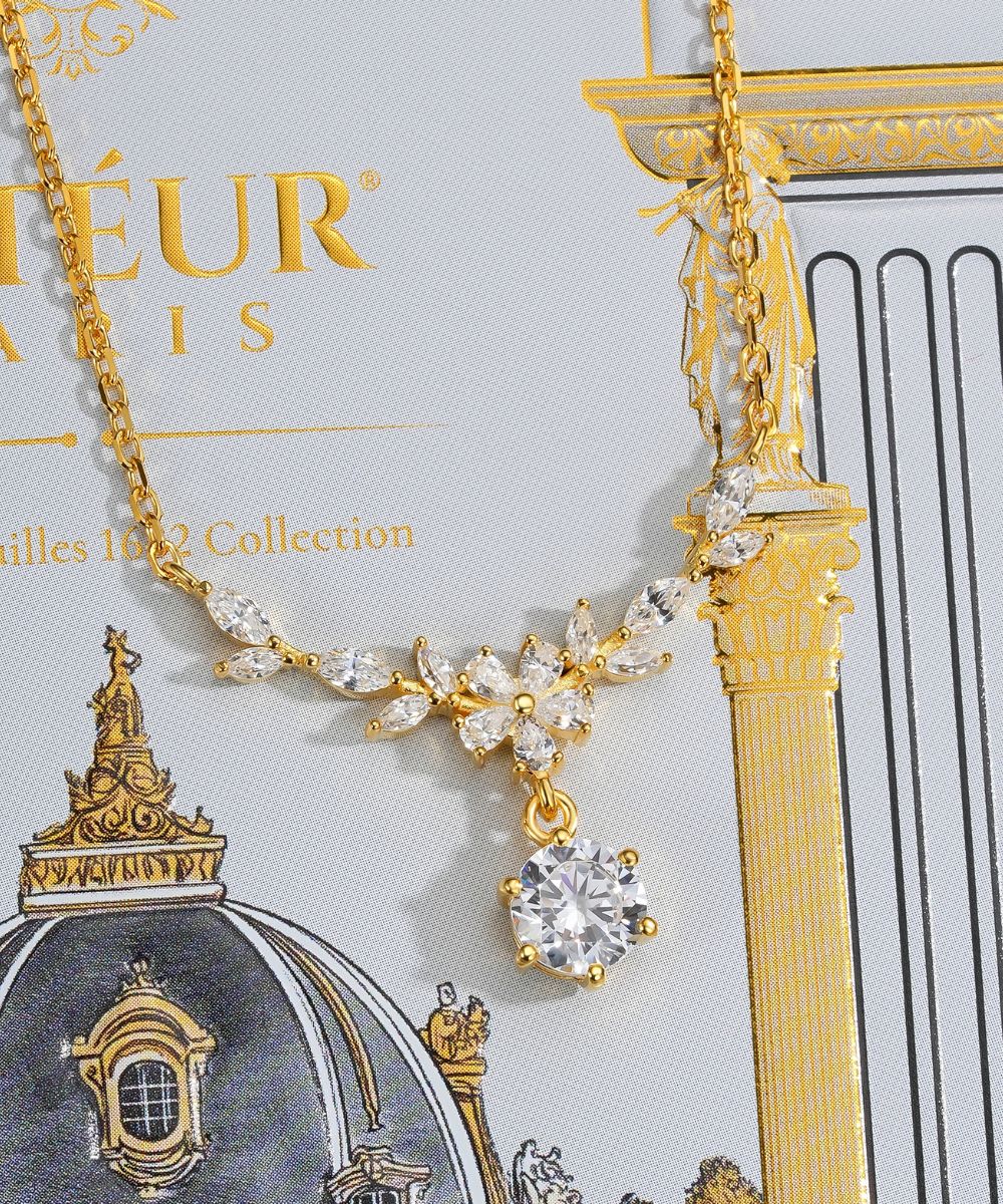 Satéur D'or 凡爾賽花項鍊™