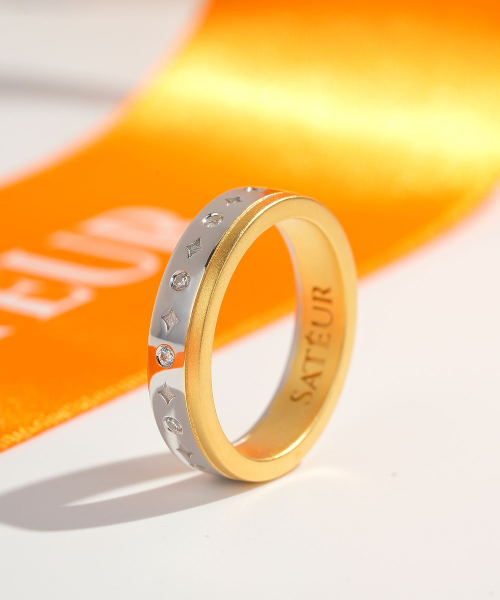 Satéur D’or Céleste Diamond Ring™, 18K White Gold