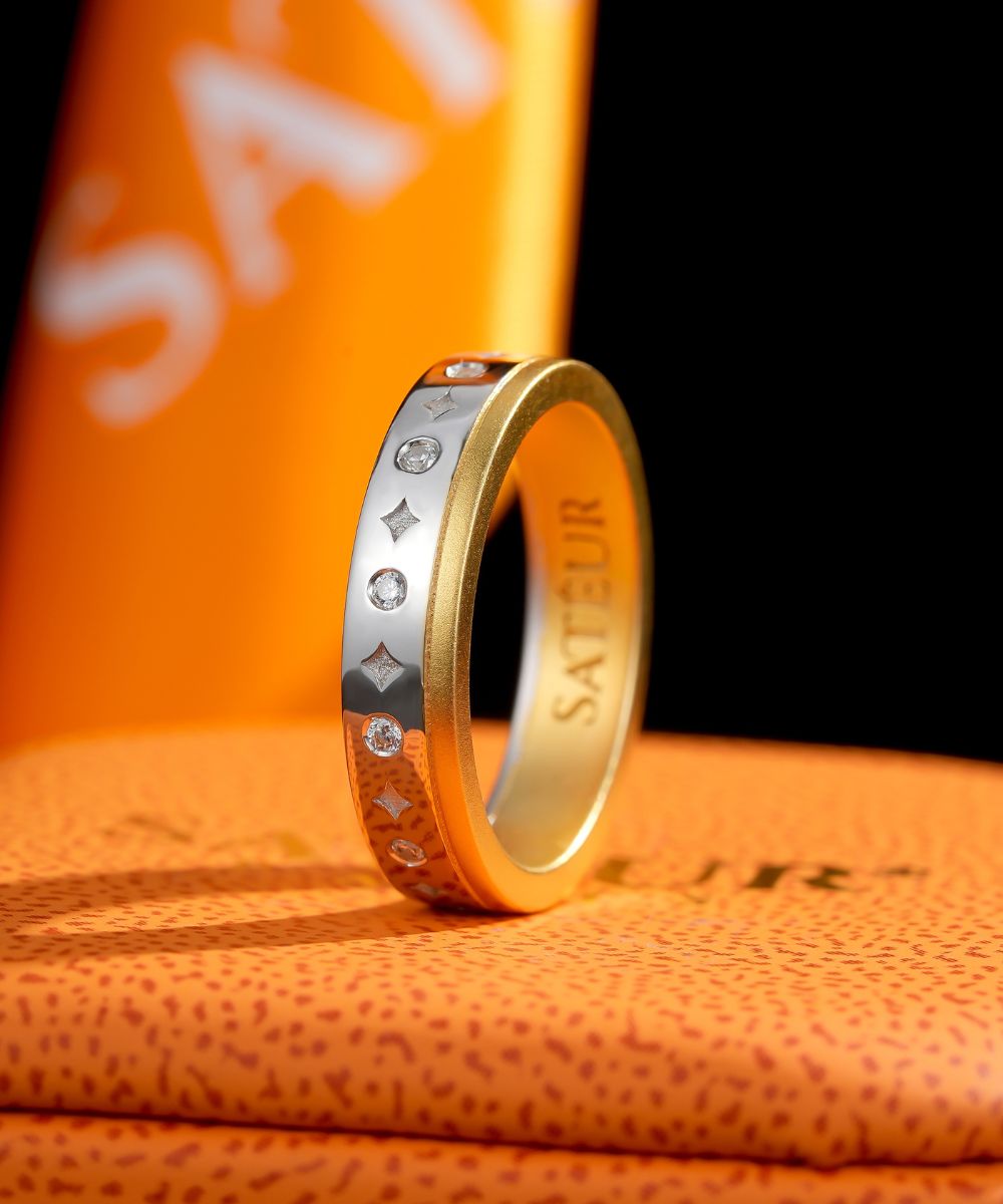 Satéur D’or Céleste Diamond Ring™, 18K White Gold