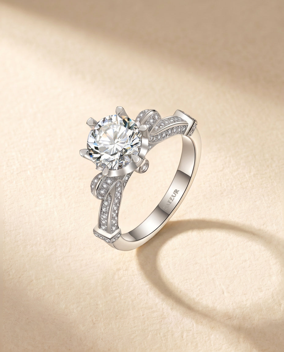 Satéur Mercure Diamond Ring™, 18K White Gold, Round Cut