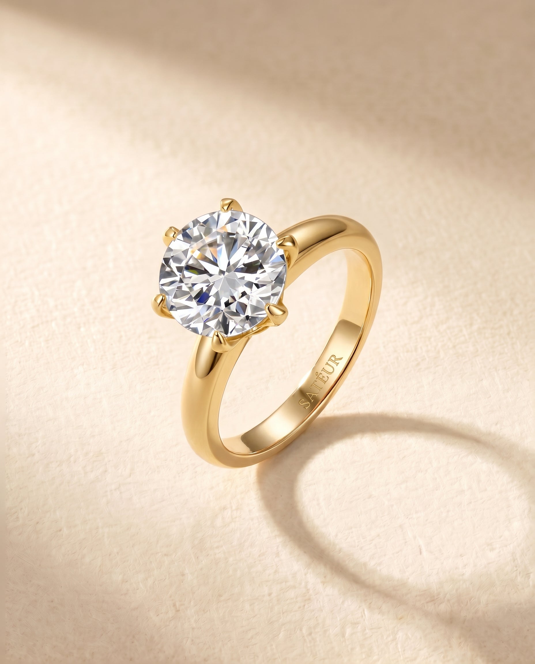 Satéur Aurous Gold Destinée Diamond Ring™, 18K Gold, Round Cut