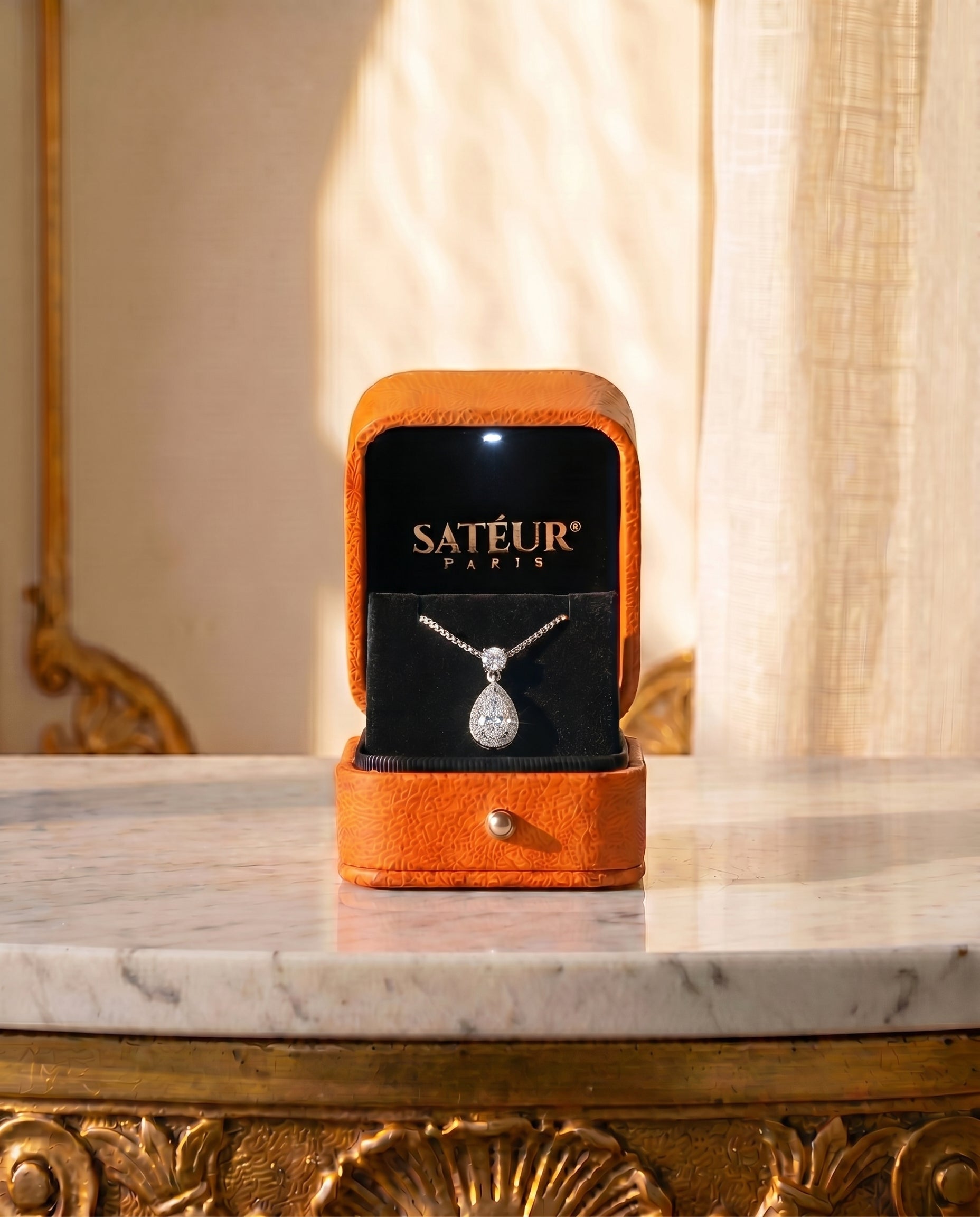 Satéur Jardin 1682 Necklace™